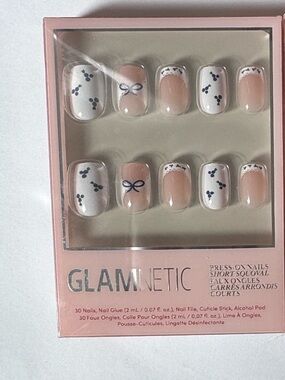 Glamnetic Pastel Pink & White Press-On Nails with Navy Bow Detail